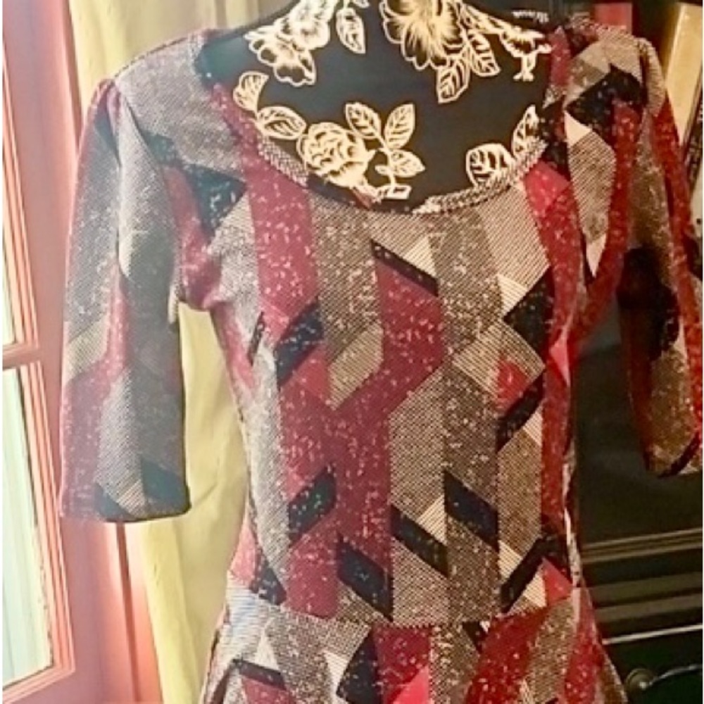 👠 Lularoe Black White Pink Scoop Neck, Fitted Top, Flared Bottom Midi Dress L